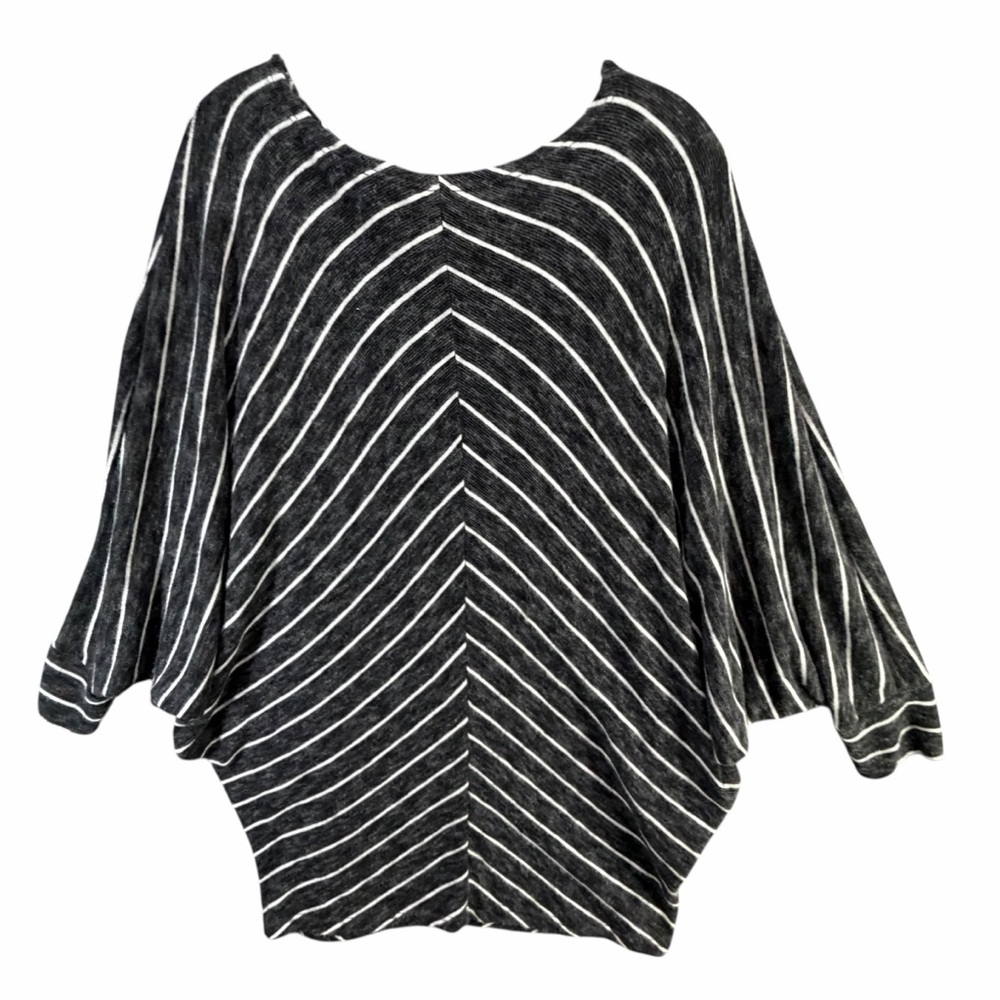 Fantastic Fawn Top‎ Womens Size M Black White Stripe Chevron Batwing Slouchy
